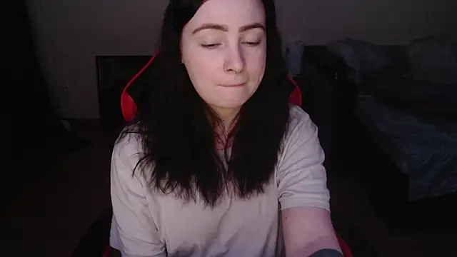 Laralianna online show from 02.06.26