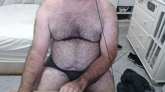 Snapshot of MysterBearMG chatting on 03.30.26 MysterBearMG online show from 03.30.26
