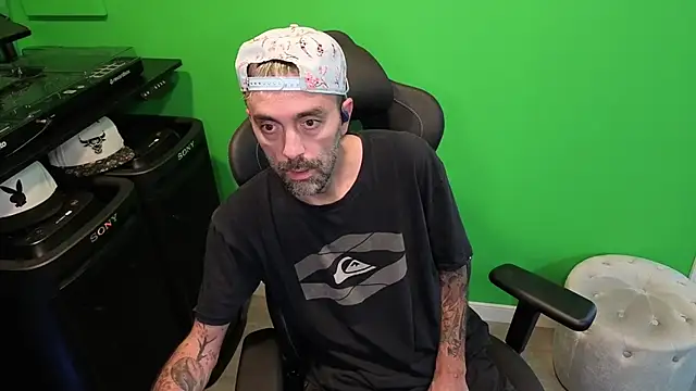 kuruptxxx live online show from 11.14.25