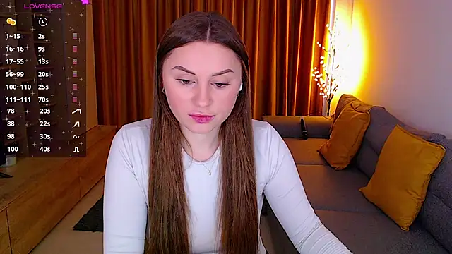  Mia Adams online show from 01.31.25