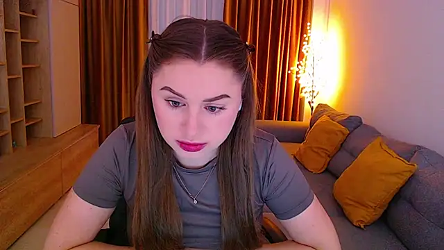  Mia Adams online show from 04.23.26