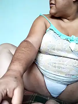 Snapshot of Monseratte21 chatting on 02.11.25 Monseratte21 online show from 02.11.25