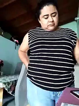 Snapshot of Monseratte21 chatting on 02.11.25 Monseratte21 online show from 02.11.25