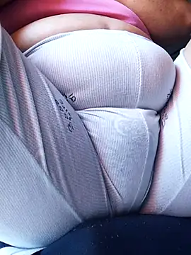 Monseratte21 online show from 12.18.25