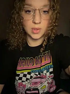 EmmieRae online show from 10.26.25