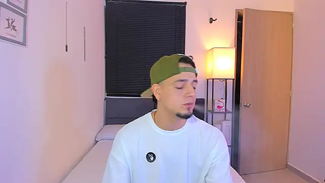 alejandro calderon1 online show from 04.08.26