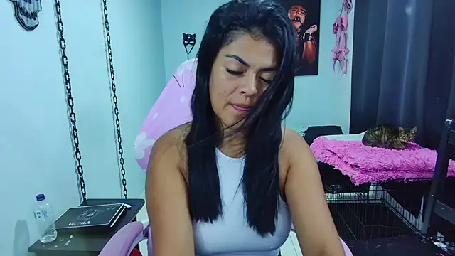 Hannah-grace online show from 03.01.25