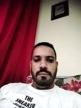 Snapshot of dinhokra chatting on 05.18.26 dinhokra online show from 05.18.26