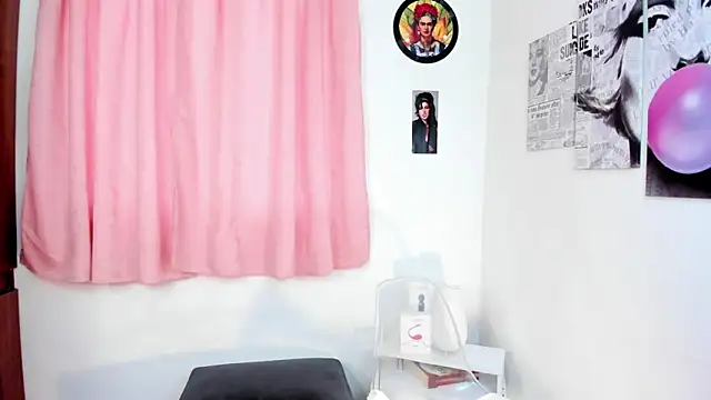 Snapshot of melisa_es chatting on 02.27.25 melisa es online show from 02.27.25