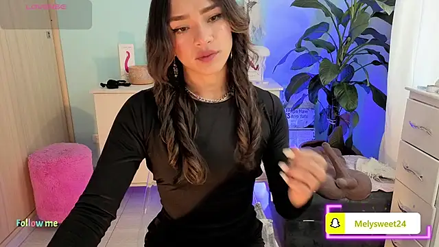 Snapshot of melisa_es chatting on 10.15.25 melisa es online show from 10.15.25