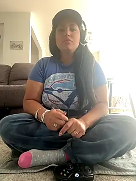 MeghanXO online show from 10.25.25