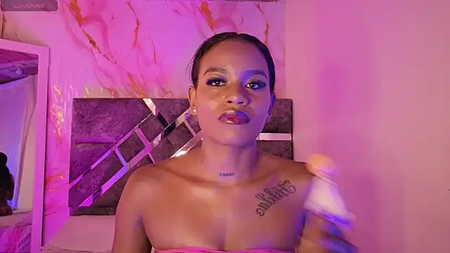 Snapshot of pameela_brown chatting on 04.17.26 pameela brown online show from 04.17.26