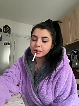 Snapshot of Scarlett-Dream chatting on 01.23.25 Scarlett-Dream online show from 01.23.25