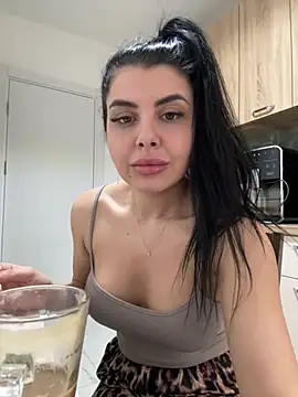 Snapshot of Scarlett-Dream chatting on 01.23.25 Scarlett-Dream online show from 01.23.25
