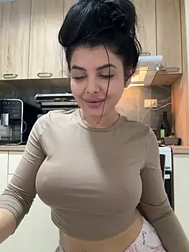 Snapshot of Scarlett-Dream chatting on 01.26.25 Scarlett-Dream online show from 01.26.25