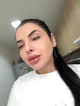 Snapshot of Scarlett-Dream chatting on 01.30.25 Scarlett-Dream online show from 01.30.25