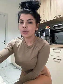 Snapshot of Scarlett-Dream chatting on 01.30.25 Scarlett-Dream online show from 01.30.25