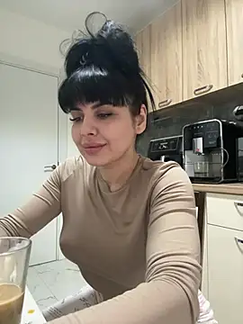 Snapshot of Scarlett-Dream chatting on 03.20.25 Scarlett-Dream online show from 03.20.25