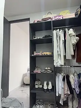 stormyy  online show from 02.15.26