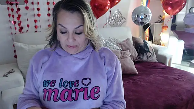 Snapshot of Myrnasexxx chatting on 03.13.25 Myrnasexxx online show from 03.13.25