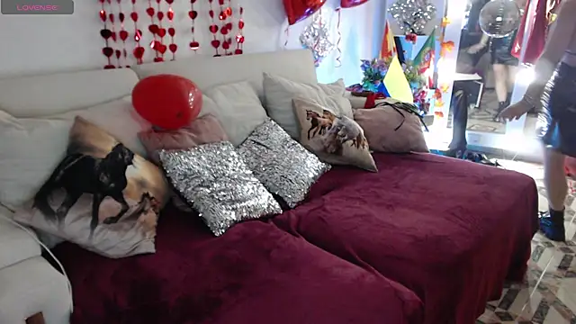 Snapshot of Myrnasexxx chatting on 03.16.25 Myrnasexxx online show from 03.16.25