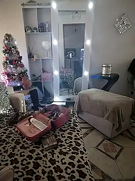 Snapshot of Myrnasexxx chatting on 12.05.25 Myrnasexxx online show from 12.05.25