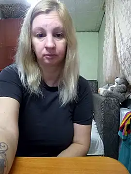 BustyBlond online show from 11.19.25