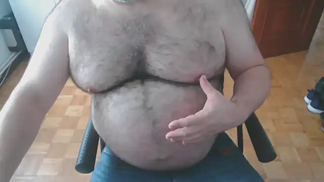 mikeyhotbear online show from 10.21.25