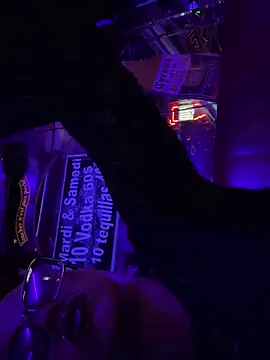 Snapshot of RuggyRackz chatting on 03.10.25 RuggyRackz online show from 03.10.25