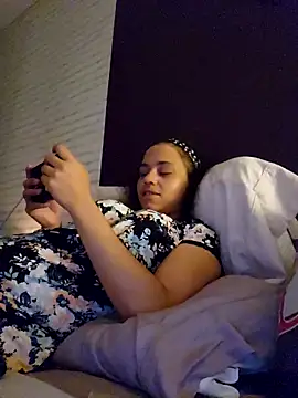 Snapshot of RuggyRackz chatting on 10.16.25 RuggyRackz online show from 10.16.25