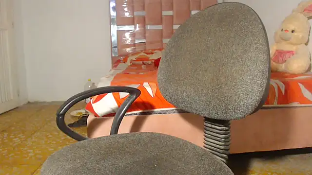 Kristal Cox1 online show from 12.11.24