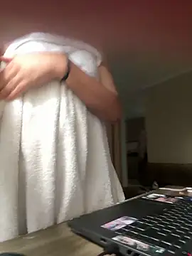 GabriSaenz online show from 12.28.24