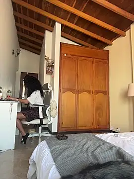 Snapshot of GabriSaenz chatting on 01.09.26 GabriSaenz online show from 01.09.26