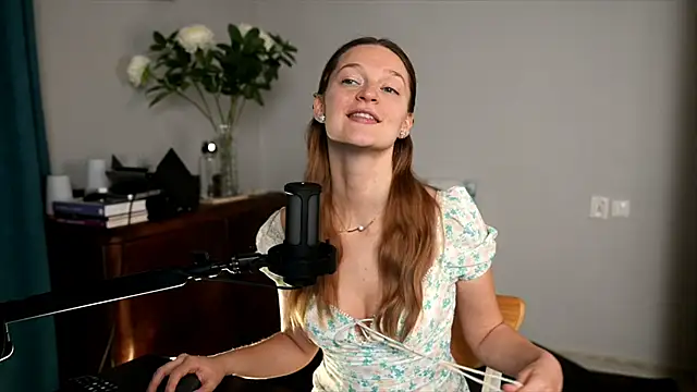 Snapshot of Special___ chatting on 01.07.25 Special    online show from 01.07.25