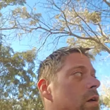 Trucker Hunter online show from 10.26.25