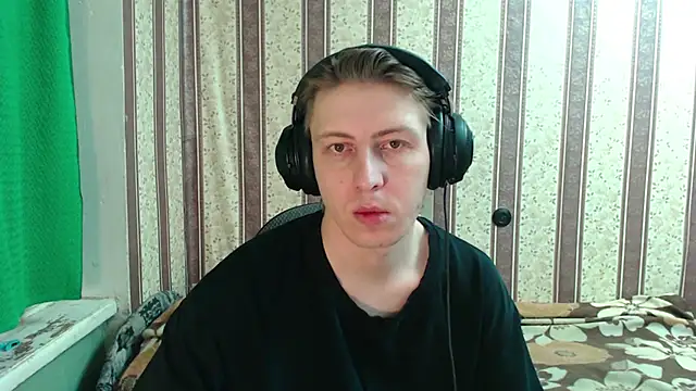 darienlarge online show from 10.22.25