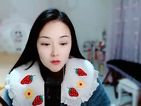 Snapshot of Angel-C chatting on 12.23.24 Angel-C online show from 12.23.24