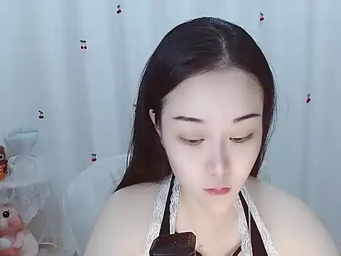 Snapshot of Angel-C chatting on 10.07.25 Angel-C online show from 10.07.25