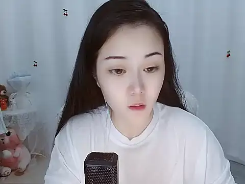 Snapshot of Angel-C chatting on 10.26.25 Angel-C online show from 10.26.25