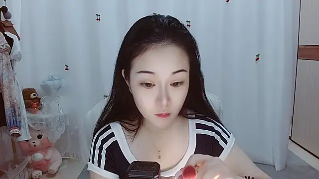 Snapshot of Angel-C chatting on 11.16.25 Angel-C online show from 11.16.25