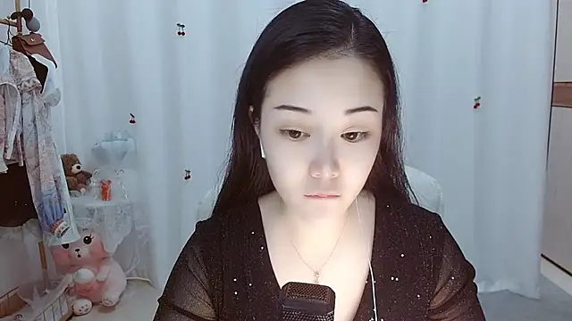 Snapshot of Angel-C chatting on 11.18.25 Angel-C online show from 11.18.25