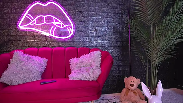 ScarlettQuate online show from 01.17.25