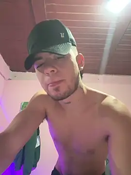 Snapshot of juandaa4558 chatting on 12.18.25 juandaa4558 online show from 12.18.25