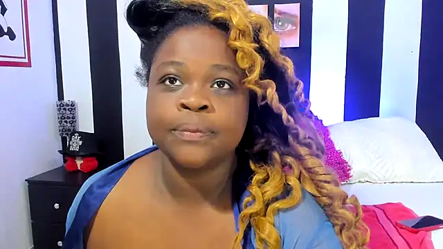 YeminaLeman online show from 11.23.25