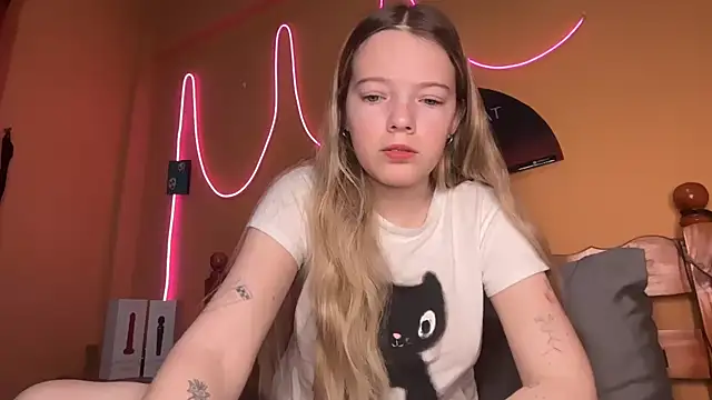 Snapshot of -veranito- chatting on 12.14.25 -veranito- online show from 12.14.25