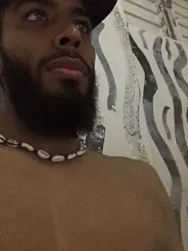 Snapshot of Alessandro__Rossi chatting on 12.23.24 Alessandro  Rossi online show from 12.23.24