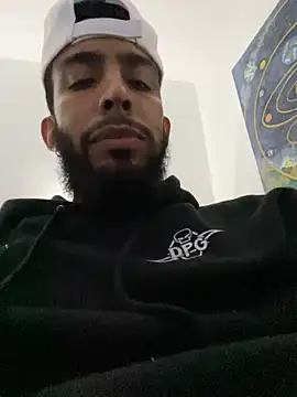 Snapshot of Alessandro__Rossi chatting on 10.14.25 Alessandro  Rossi online show from 10.14.25