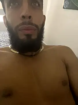 Snapshot of Alessandro__Rossi chatting on 10.15.25 Alessandro  Rossi online show from 10.15.25