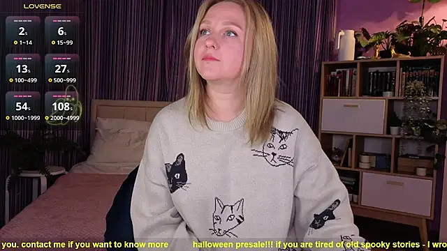 Snapshot of Lazy_Lady chatting on 10.12.25 Lazy Lady online show from 10.12.25