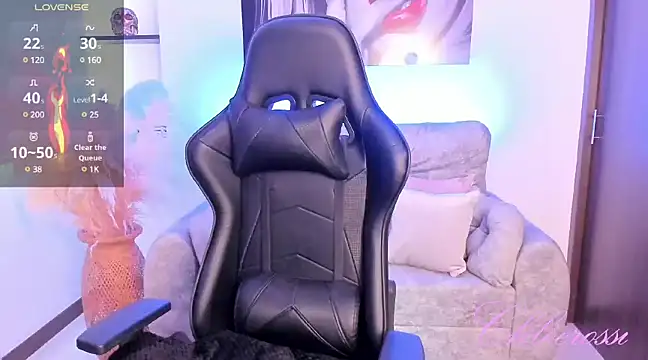 chloerossi online show from 12.13.24